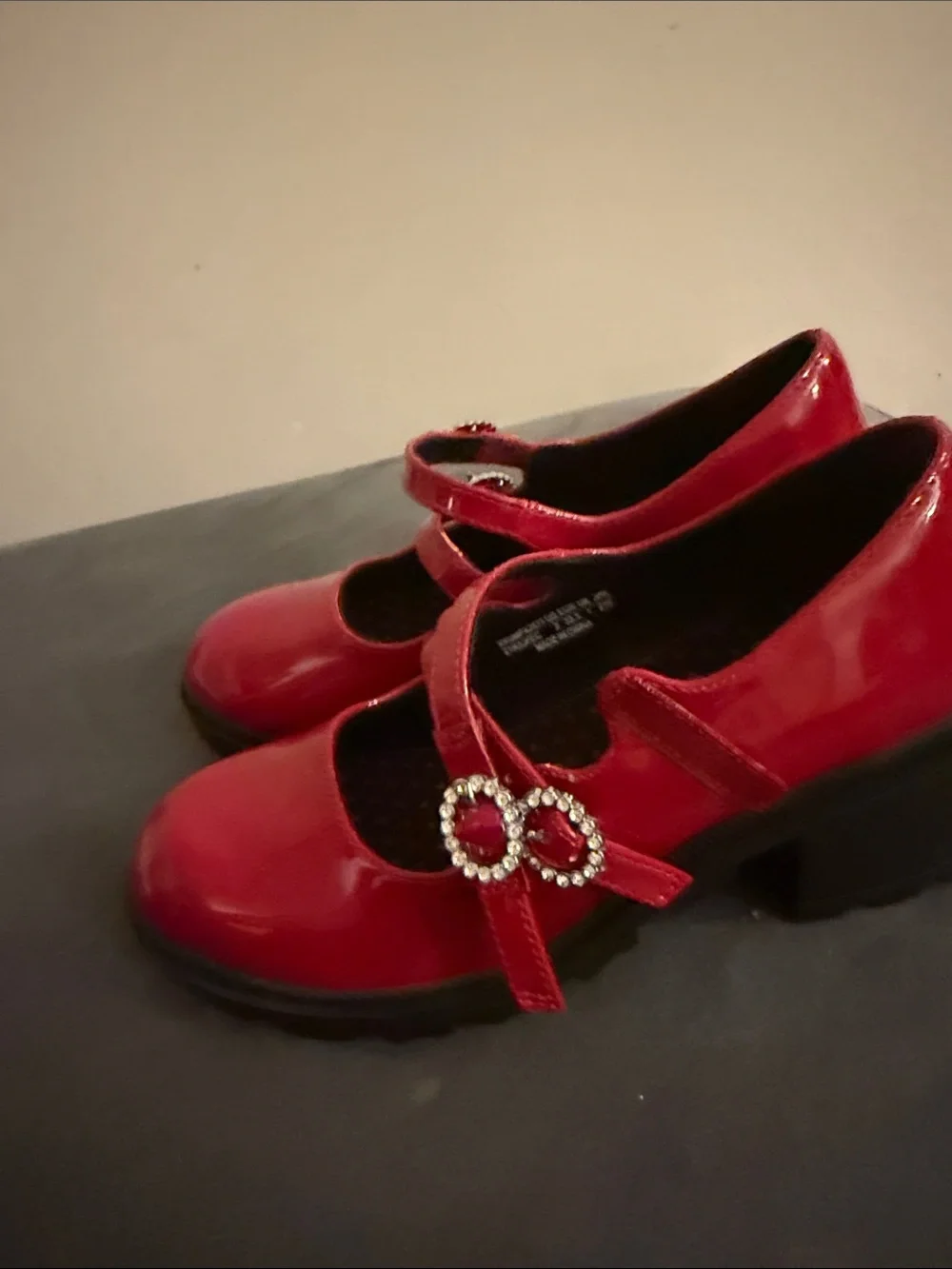Dream Pairs Shiny Red Patent Mary Jane Shoes with Rhinestone Buckles